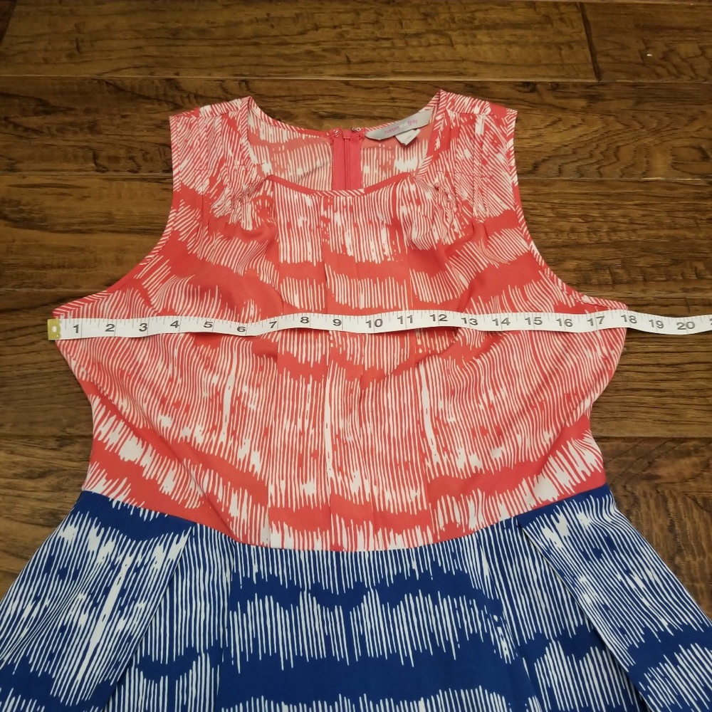 Harper and Gray Red White and Blue Dress - M - EUC - Picture 4 of 5
